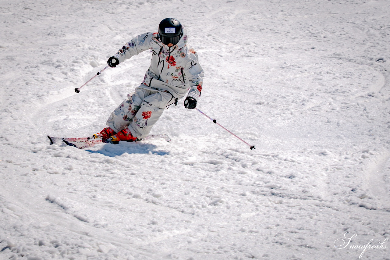 キロロリゾート｜ポカポカ陽気で絶好の春スキー日和♪こんな日は、みんなで思いっきり春雪を満喫しましょう！